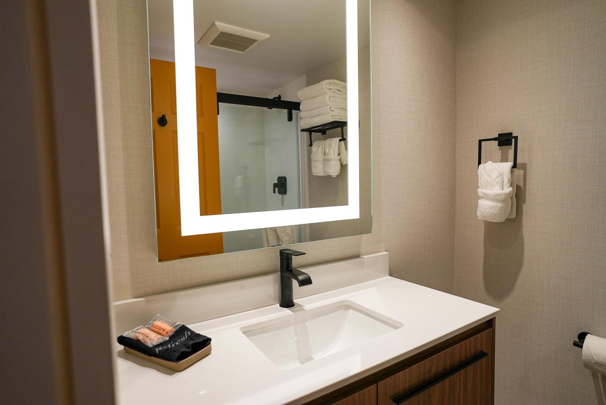 The Boulevard Hotel บีชฮาเวน ภายนอก รูปภาพ